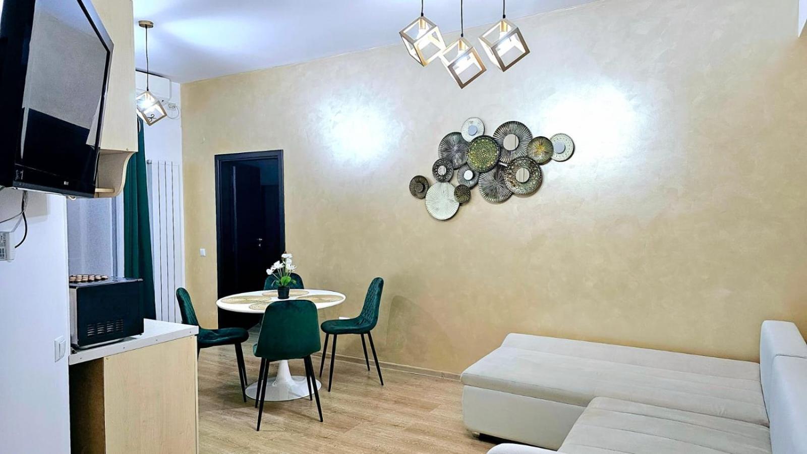 Cityscape Apartment Near Palas Mall Ясси Екстер'єр фото
